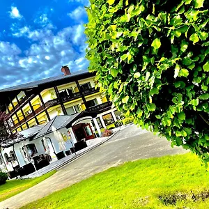 Hotel Gruenwies -bonsai-wellness Garni (adults Only)