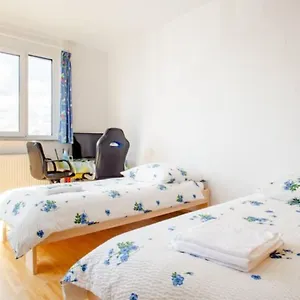 Beautiful With Balcony Direction To Messe Apartment Hannover